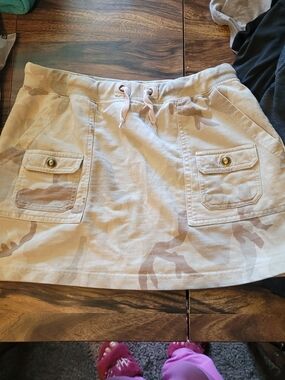 Instant Action Beige Sweatshirt or Jogger Waistband